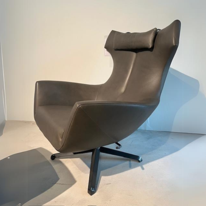 Design On Stock Fauteuil Nosto met Hoofdsteun en Voetenbank